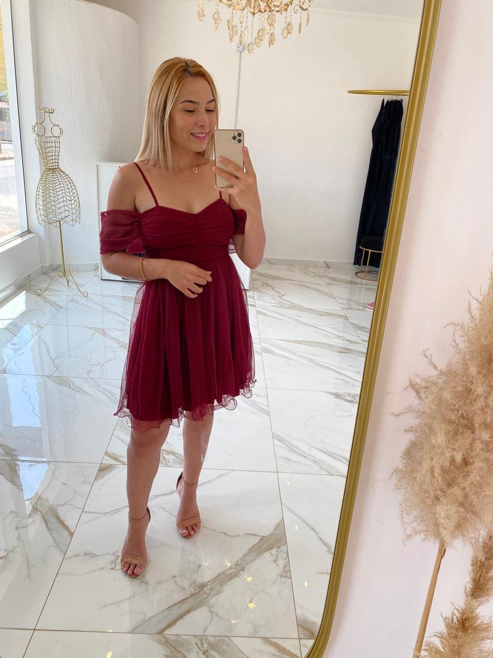 VESTIDO MARSALA Curto -1